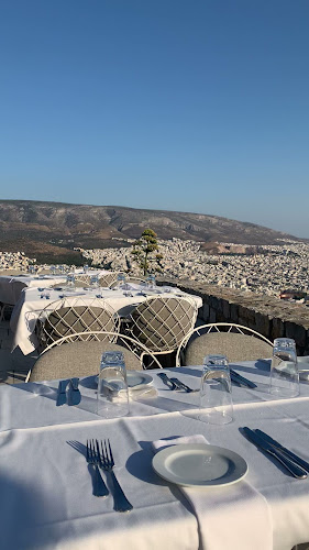 Orizontes Lycabettus - Γαστρονομία και φιλοξενία