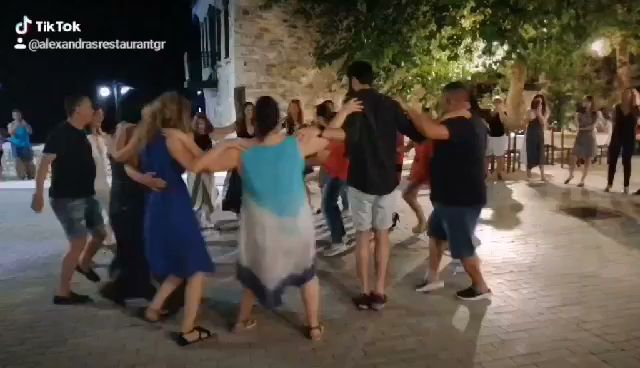 Opinii despre Εστιατόριο Αλεξάνδρα Alexandras Restaurant în Θάσος - Γαστρονομία και φιλοξενία