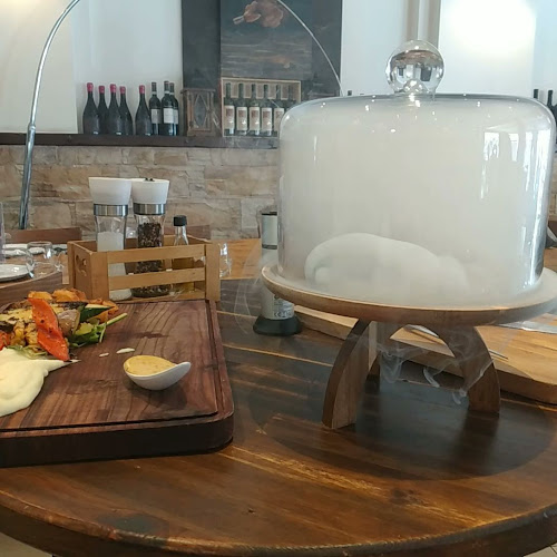 Σουρμένων 29, Θεσσαλονίκη 563 34