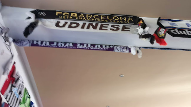 Medousa Restaurant and Sports Bar