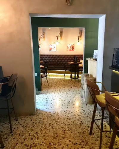 Φωκίδος 48, Αθήνα 115 27