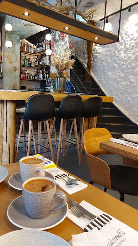 Kalimeres - Γαστρονομία και φιλοξενία