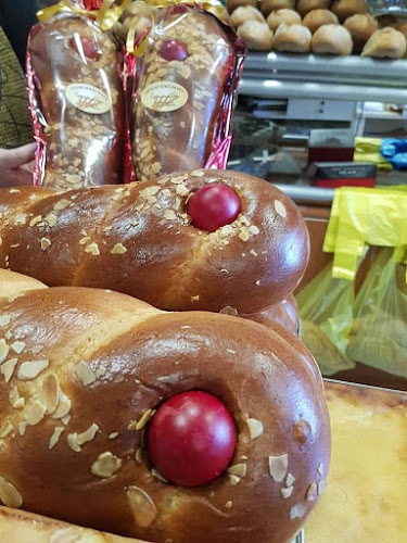 Opinii despre Αρτοποιείο "Τα αρτογλυκίσματα" în Γύθειο - Γαστρονομία και φιλοξενία