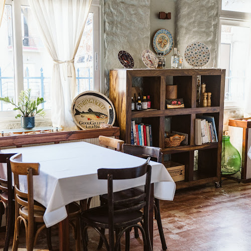 Απόλαυση - Γαστρονομία και φιλοξενία