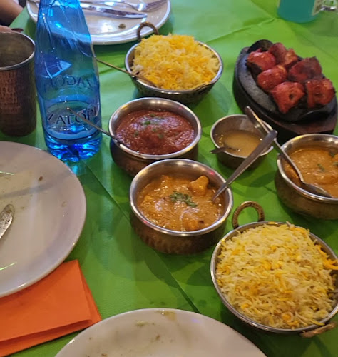 Σκουζέ 14, Πειραιάς 185 36