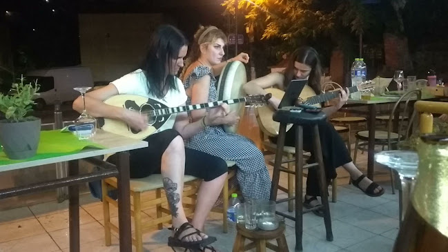 Μακεδονομάχων &, Μάνου Χατζηδάκι 2, Ασβεστοχώρι 570 10