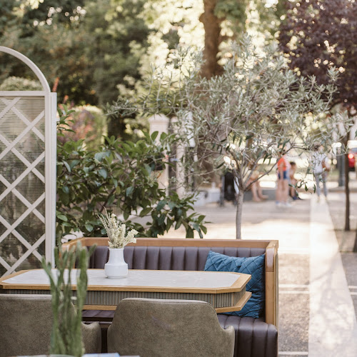 Comentarii opinii despre Απόλαυση