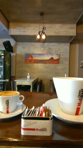 Route 82 - Γαστρονομία και φιλοξενία