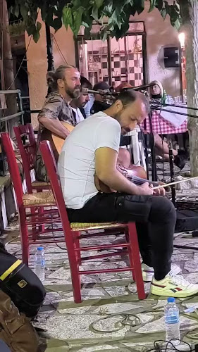 Opinii despre Ταβέρνα Αντώνης και Πόλυ în Κερπινή - Γαστρονομία και φιλοξενία