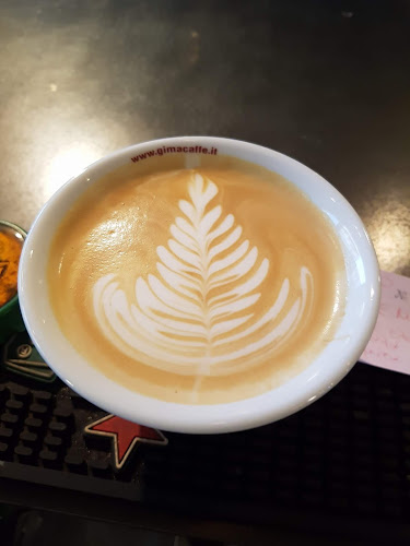 Π. Φύσσα 92, Κερατσίνι 187 57