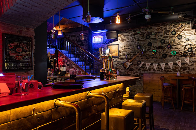 Stones Rock Bar - Γαστρονομία και φιλοξενία