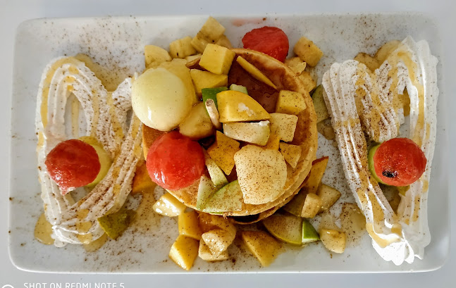 Opinii despre Amvrosia sunset view restaurant în Λάκκα - Γαστρονομία και φιλοξενία