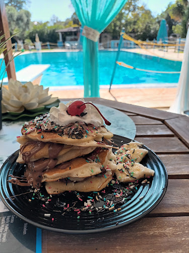 Heaven Paradise Club Pisina