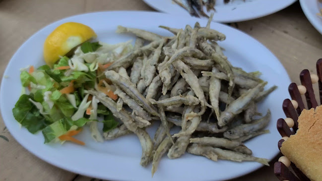 Εστιατόριο Τα Καραφάκια - Γαστρονομία και φιλοξενία