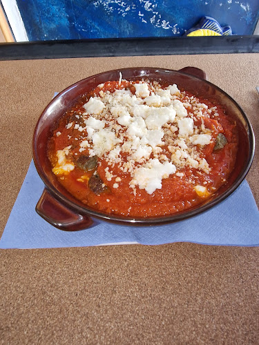 Kasteli, Εμπορείο 847 03