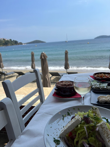 Opinii despre Taverna Thessaloniki, Skiathos în Σκιάθος - Γαστρονομία και φιλοξενία
