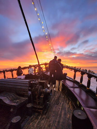 ARABELLA – Historic Pirate Ship Built in 1935 (WWII Survivor) - Γαστρονομία και φιλοξενία