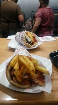 Friends Sequel coffee and grill - Βέλο