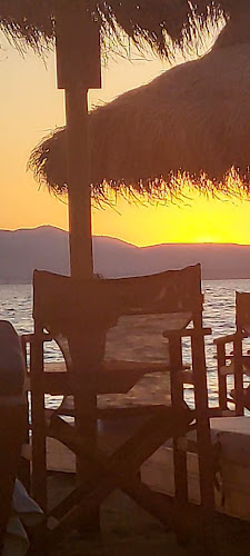 Mikro Karnagio Beach Bar