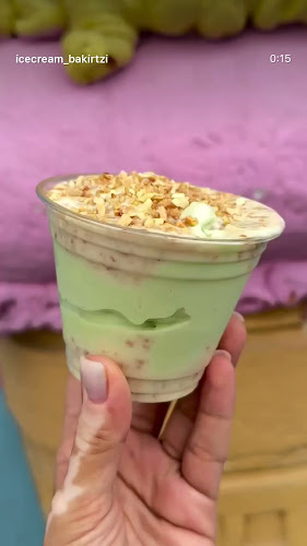 Comentarii opinii despre Παγωτά Μπακιρτζή