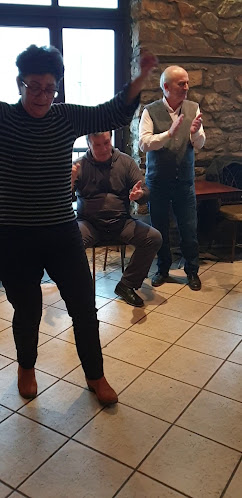 ΠΕΤΡΙΝΟ ΚΑΦΕ-ΜΠΑΡ - Γαστρονομία και φιλοξενία