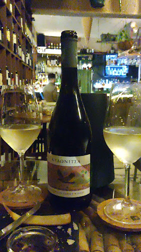 Comentarii opinii despre OINOHOROS Wine Bar & Shop