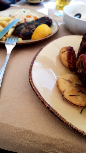 Opinii despre Εστιατόριο Διόνυσος în Νέο Καρλόβασι - Γαστρονομία και φιλοξενία