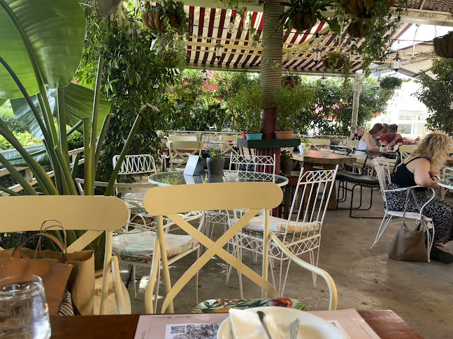 Opinii despre Belle Amie în Πειραιάς - Γαστρονομία και φιλοξενία