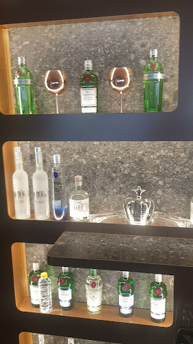 Εθνάρχου Μακαρίου, Ρόδος 851 00