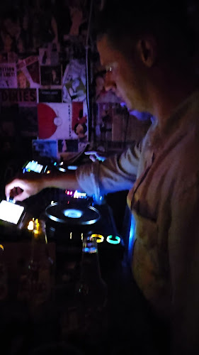 Opinii despre Speak Low în Αίγινα - Γαστρονομία και φιλοξενία