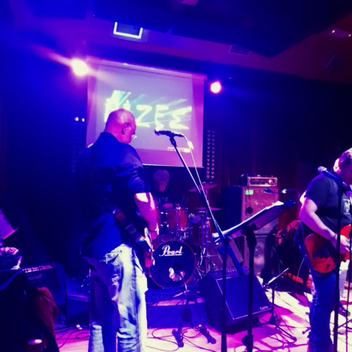 Opinii despre Lazy club Next Generation în Βριλήσσια - Γαστρονομία και φιλοξενία