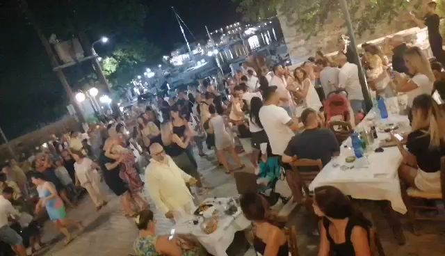 Πέτρου Αξιώτη, Λιμένας Θάσου 640 04