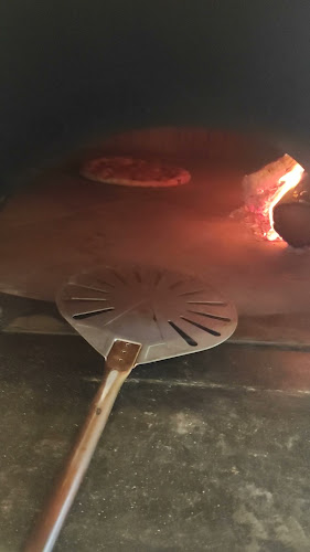 Comentarii opinii despre Christos family taverna & pizza pasta restaurant