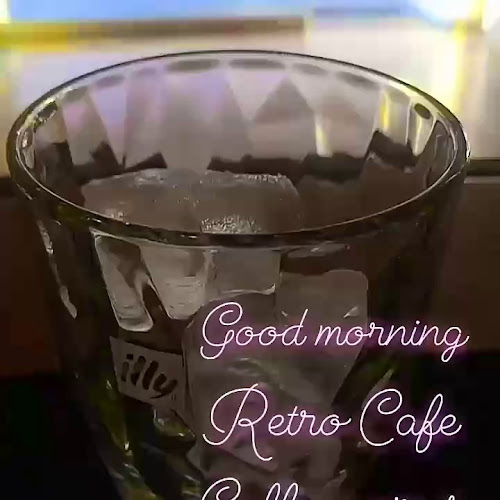 Retro Cafe