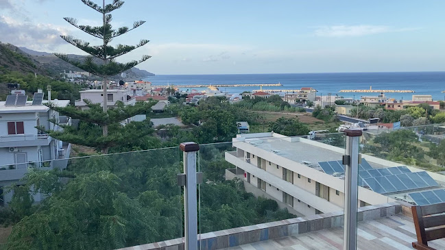 Opinii despre Amfithea Roof Garden Restaurant Bar în Chania - Γαστρονομία και φιλοξενία