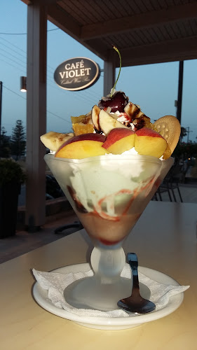 Comentarii opinii despre Cafe Violet Studios