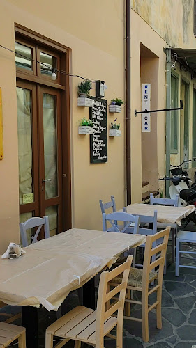 Opinii despre Εστιατόριο Τα Καραφάκια în Αίγινα - Γαστρονομία και φιλοξενία