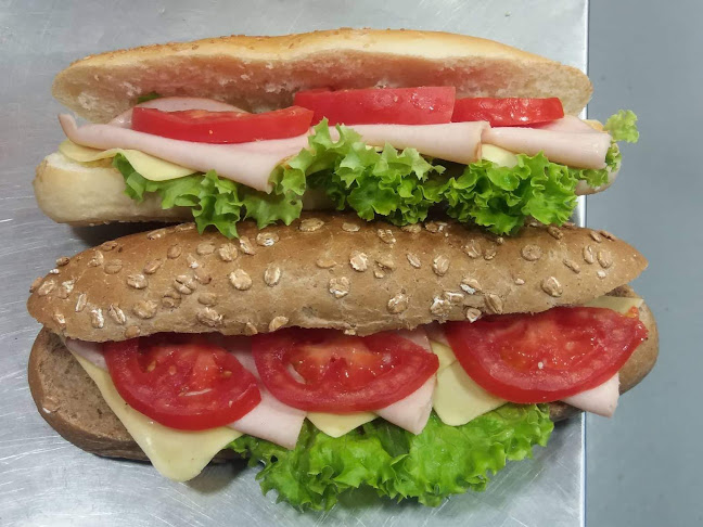 Εθελοντών Δωδεκανήσων 1, Ρόδος 851 00