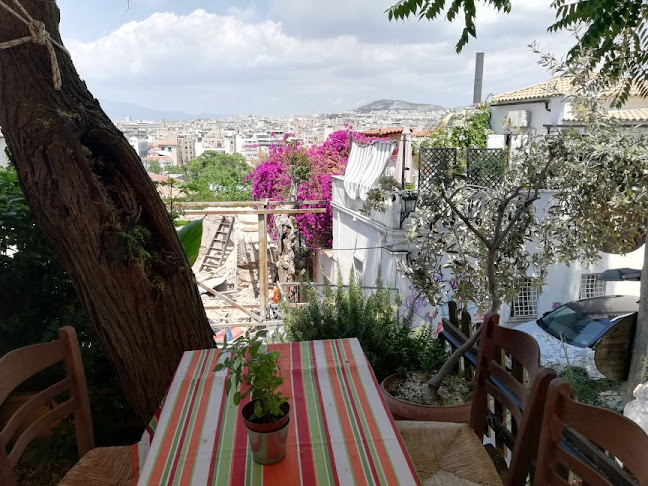 Μνησικλέους 37, Αθήνα 105 56