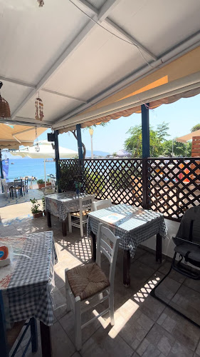 Opinii despre Kapetanios Seafood Restaurant în Χαράκι - Γαστρονομία και φιλοξενία