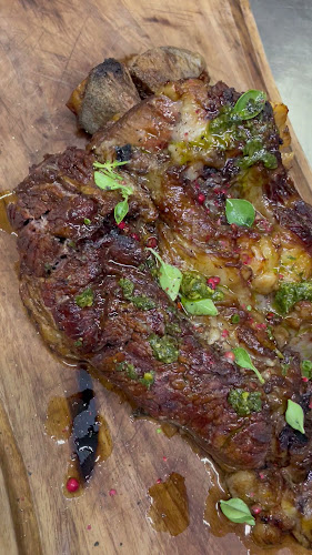 Utopia Restaurant- Winebar