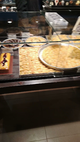 Opinii despre ΦΟΥΡΝΟΣ ΒΕΝΕΤΗ 1948 | Βόλος în Βόλος - Γαστρονομία και φιλοξενία