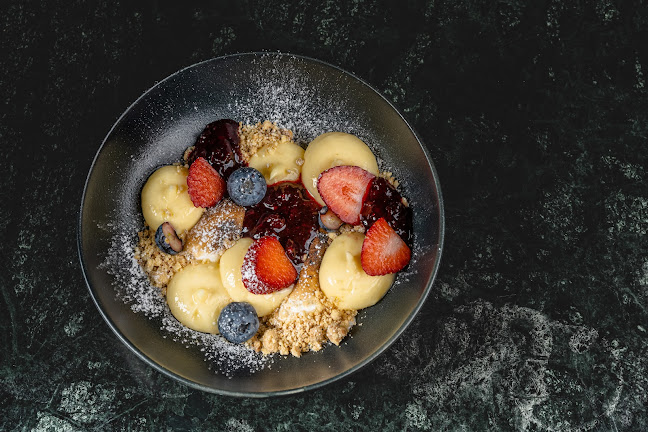 Lumière cocktail and wine bar - Γαστρονομία και φιλοξενία