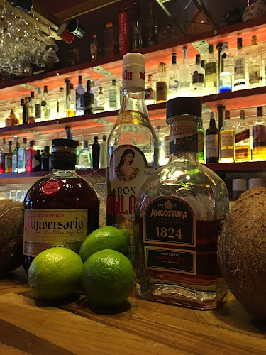 Comentarii opinii despre Boheme Bar & Café