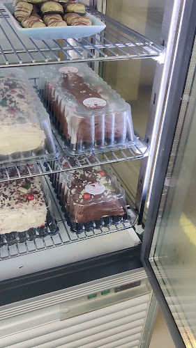 Opinii despre Μια Γλυκιά Ιστορία în Παλαιό Φάληρο - Γαστρονομία και φιλοξενία