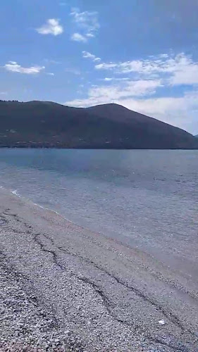 Opinii despre Agrilia beach apartments & restaurant în Μύτικας - Γαστρονομία και φιλοξενία