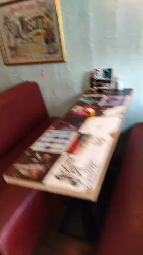 Αγ. Αναργύρων 10, Αθήνα 105 54