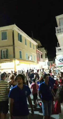 Opinii despre Αυλή în Νυδρί - Γαστρονομία και φιλοξενία