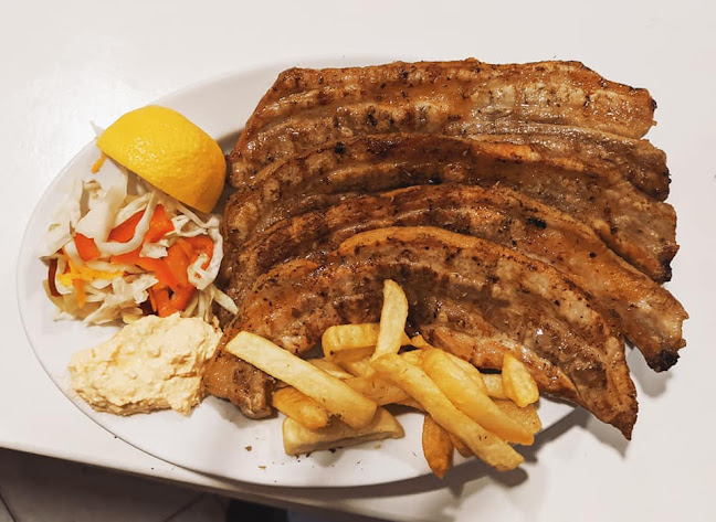 Τα Τσακαλάκια