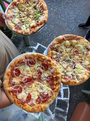 Vesuvio Pizzeria Ristorante - Γαστρονομία και φιλοξενία